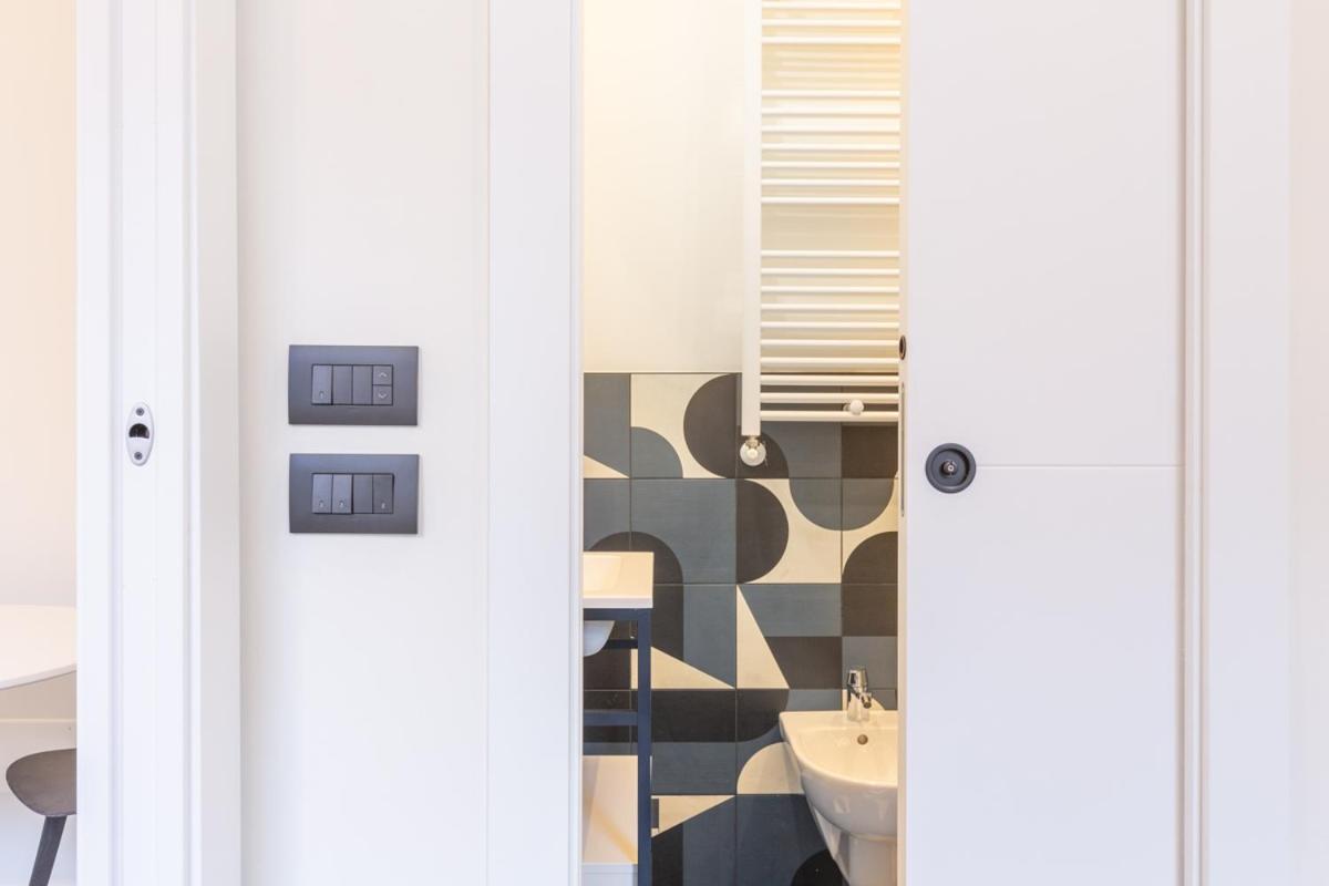 3Fo6 -Navigli-Duomo - Luxury Modern Apartment Milan Exterior photo